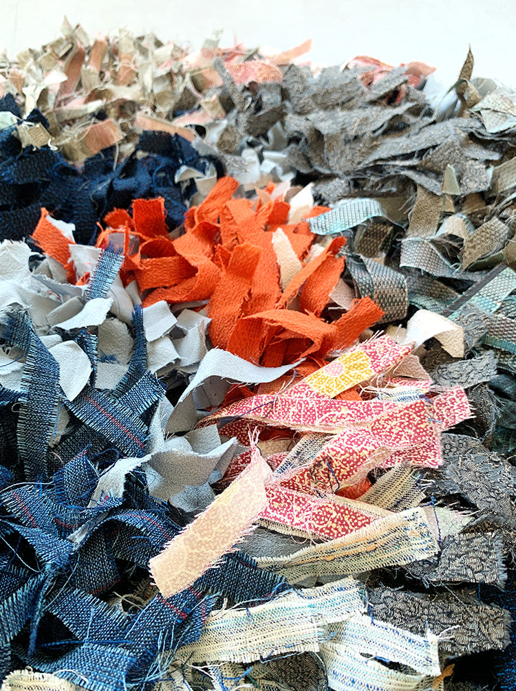 Scraps_Round Rug_084
