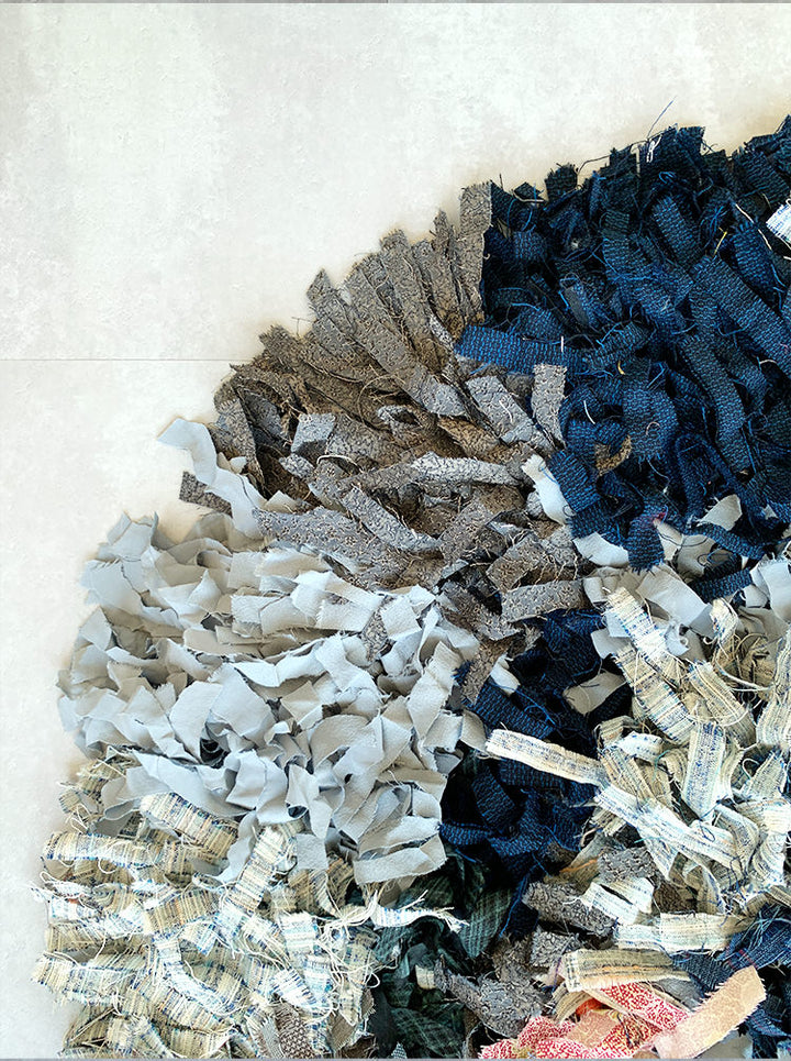 Scraps_Round Rug_084