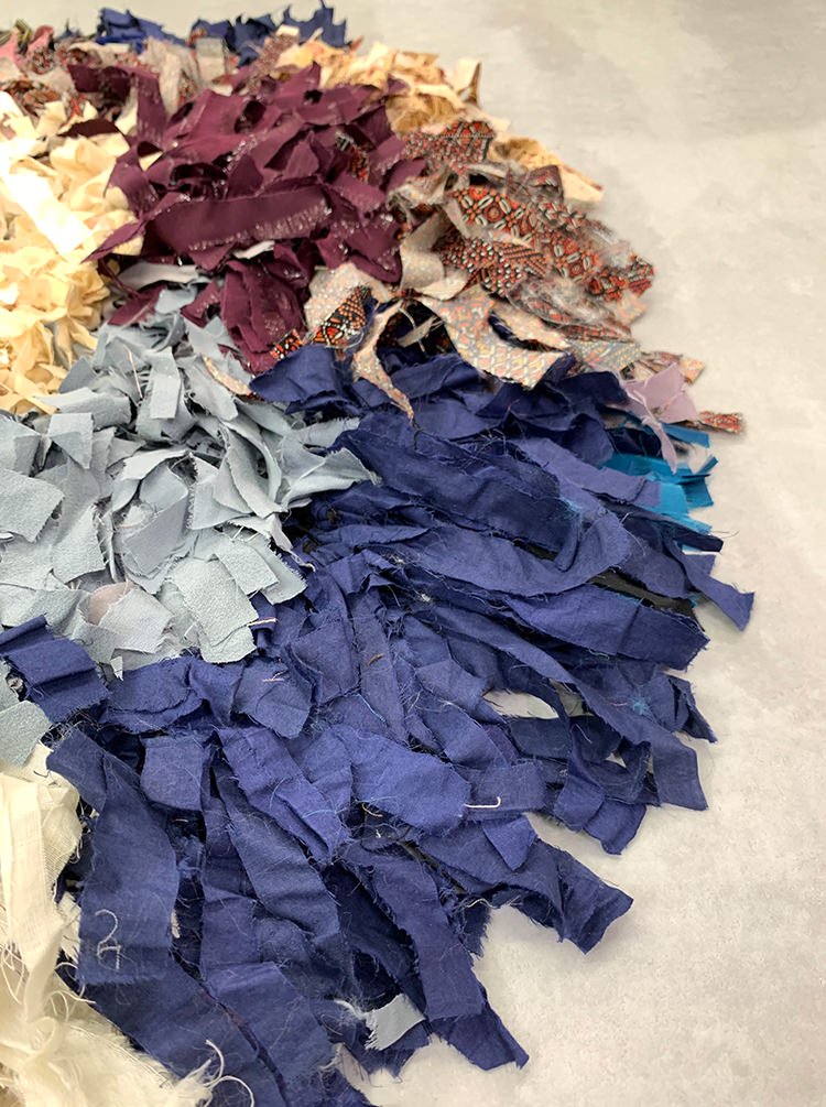 Scraps_Round Rug 081
