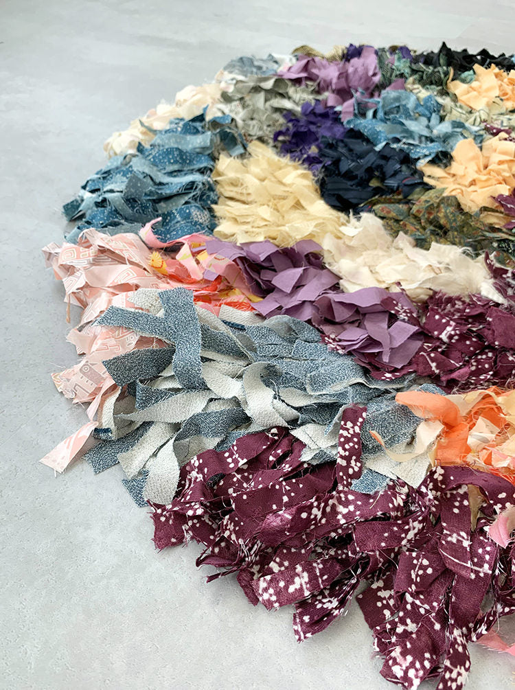 Scraps_Round Rug_002