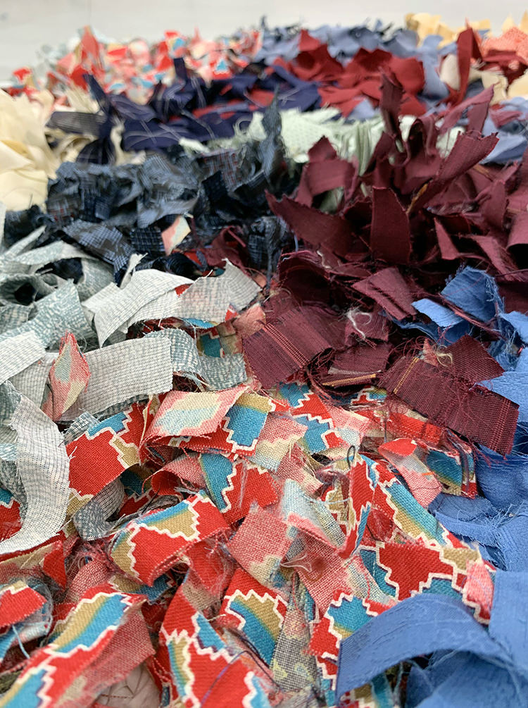 Scraps_Round Rug_003
